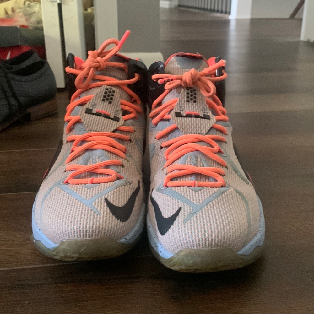 Nike Lebron 12 Easter